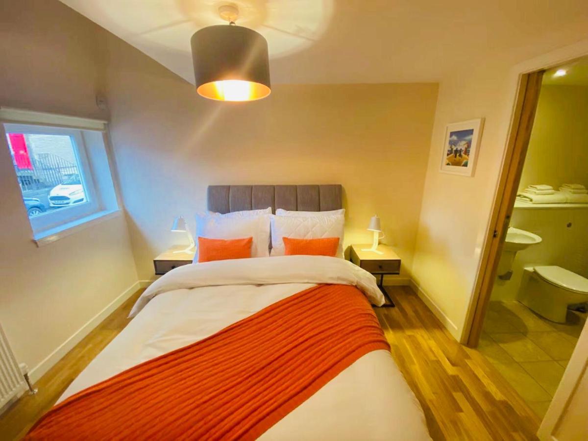 شقة 2 Bed 2 Bath With Private Parking إدنبرة المظهر الخارجي الصورة