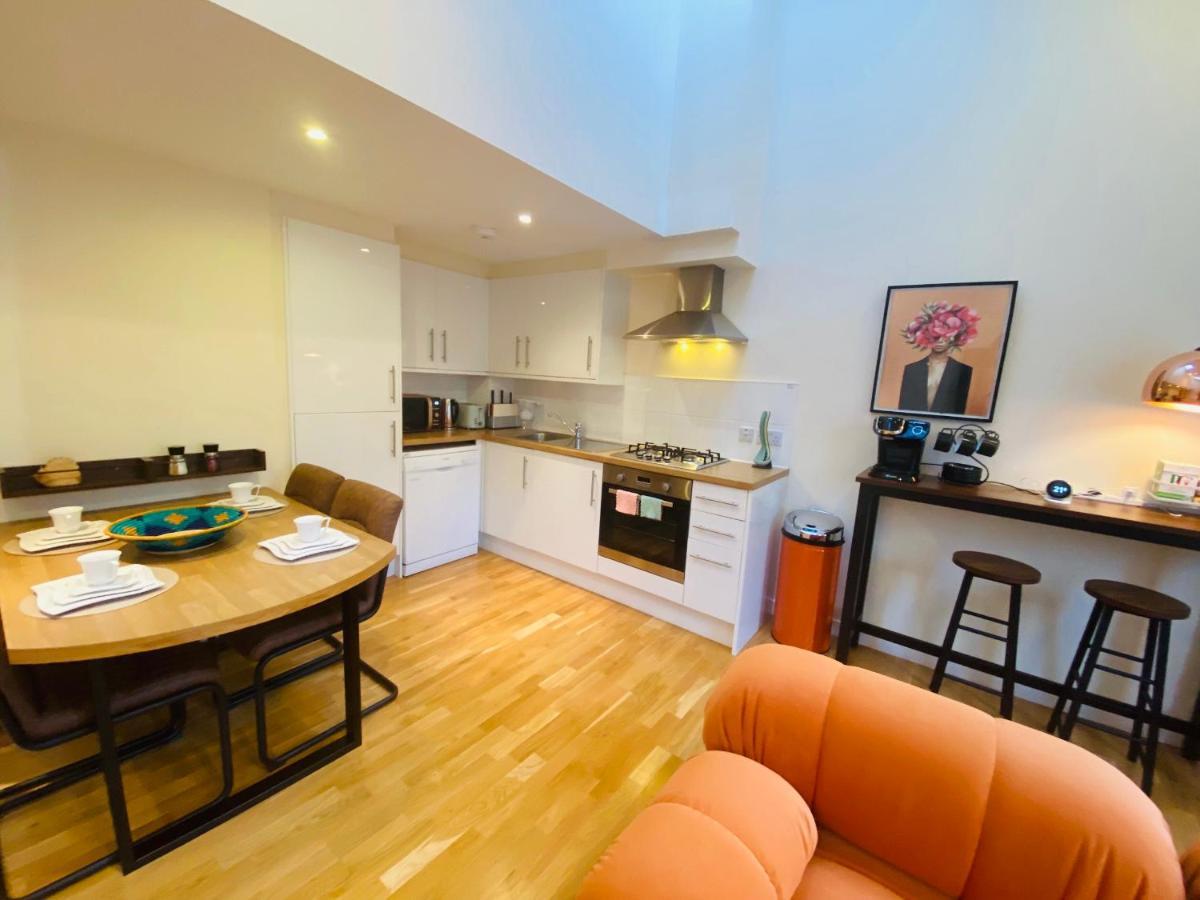 شقة 2 Bed 2 Bath With Private Parking إدنبرة المظهر الخارجي الصورة