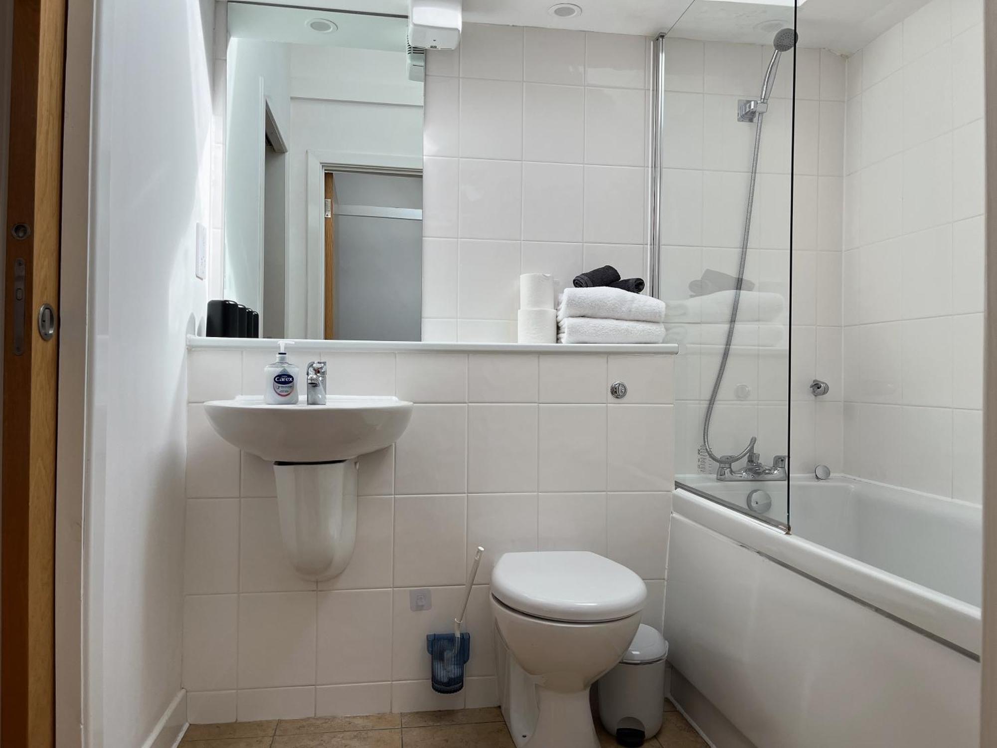 شقة 2 Bed 2 Bath With Private Parking إدنبرة المظهر الخارجي الصورة